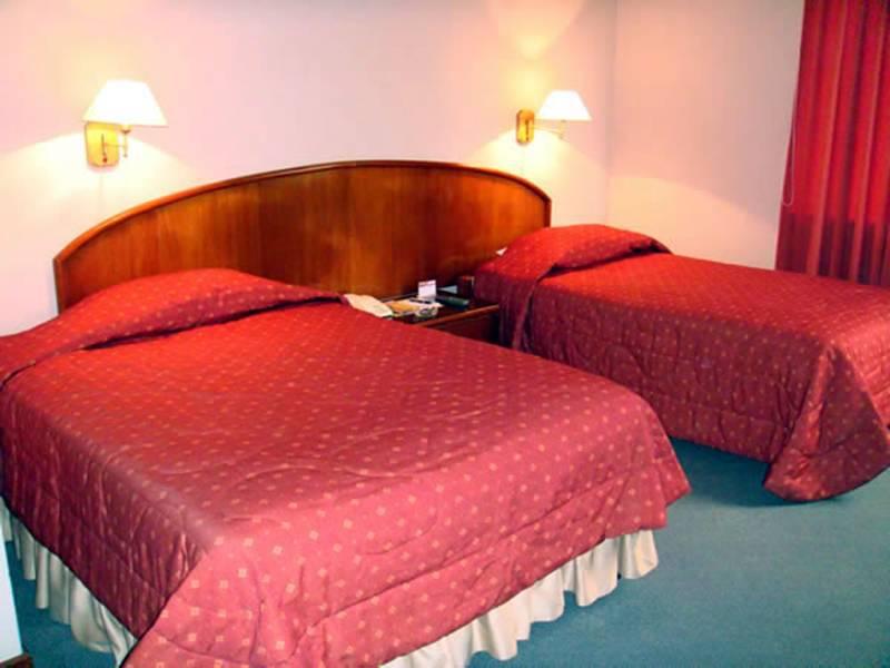 Hotel Park Suites Lima Habitación foto