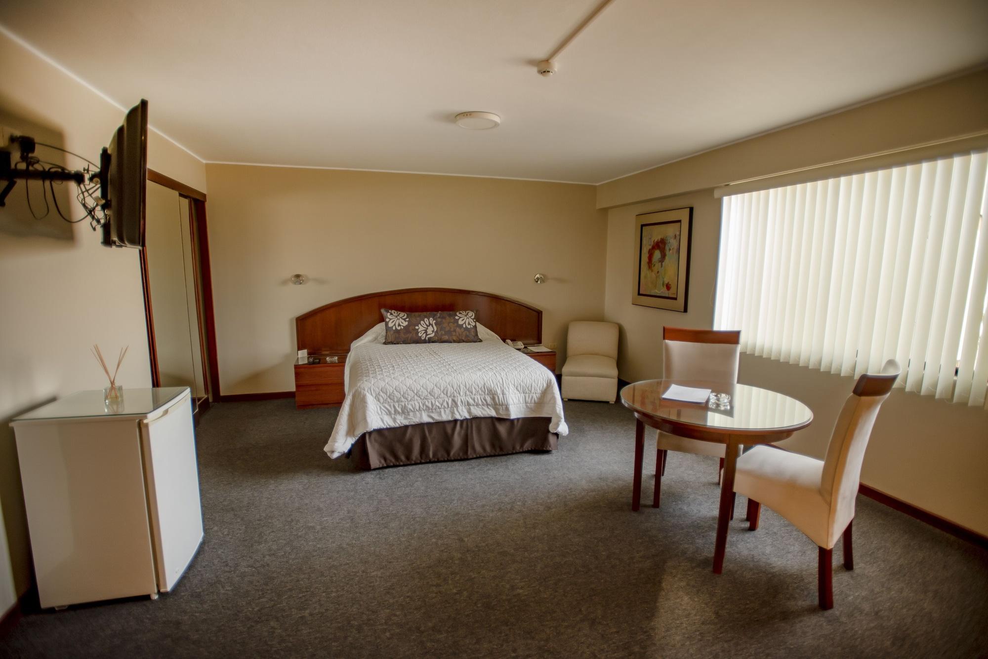 Hotel Park Suites Lima Exterior foto