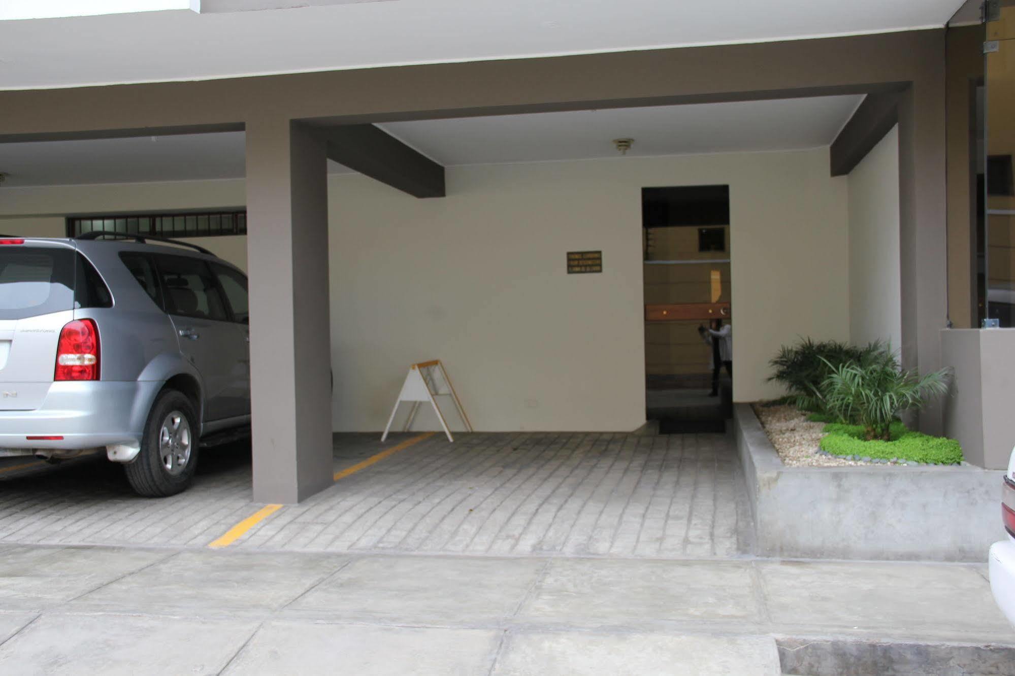 Hotel Park Suites Lima Exterior foto